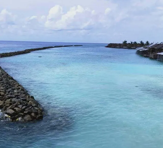  Construction of Breakwater for Kanifushi Resort